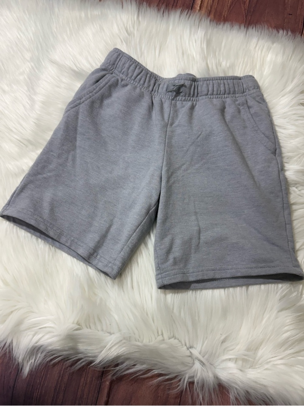 Cat & Jack Gray Sweat Pull-On Athletic Lounge Shorts Size - Boys Size M (8)